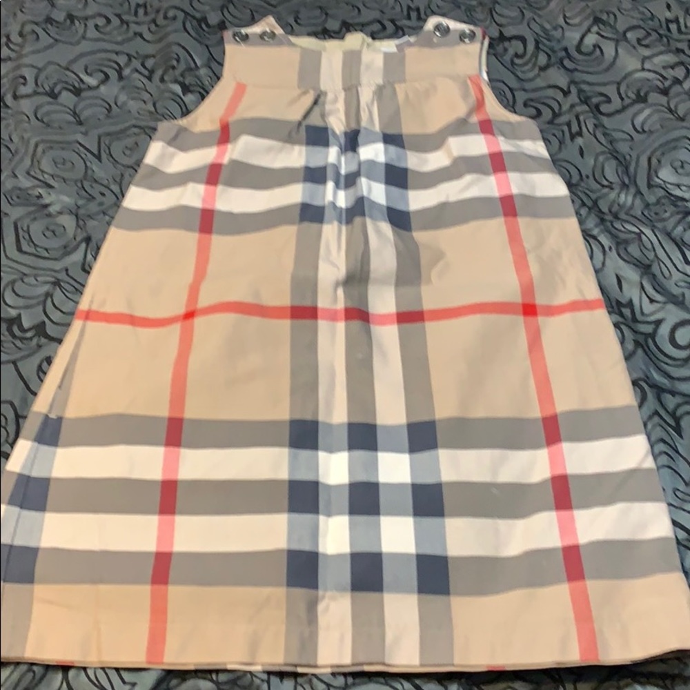 Burberry Big girls dress worn once size 10 y